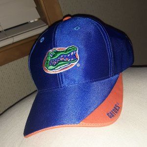 LIKE NEW - Florida gators hat football